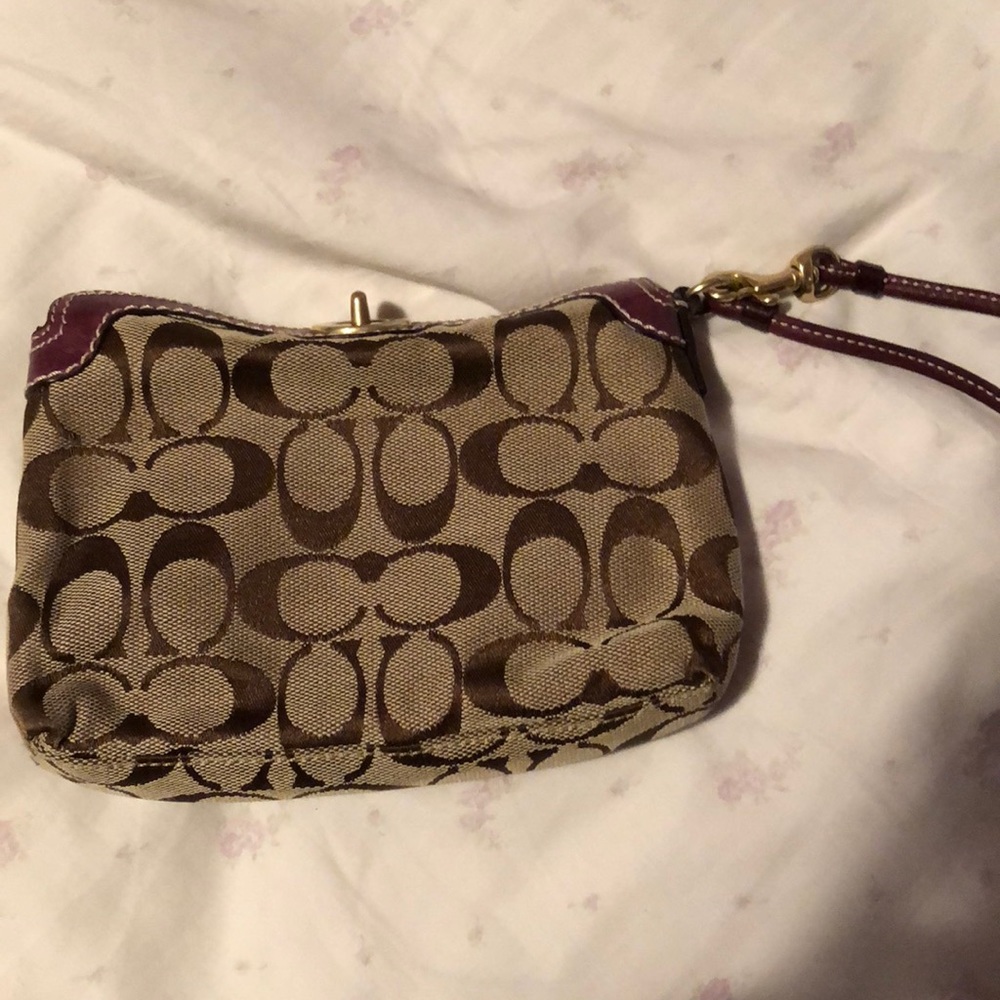 Coach wristlet/pocketbook